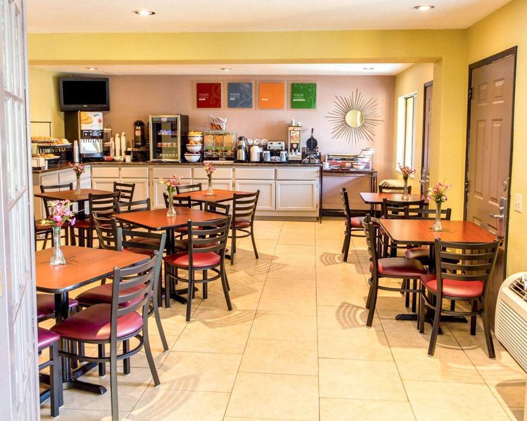 Rancho Cordova Inn Étterem fotó